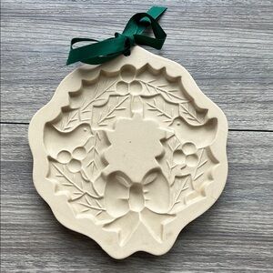 1988 vintage brown bag cookie art wreath mold Christmas holiday wreath